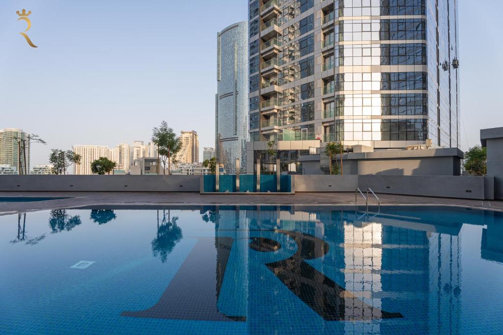 The Radiant Oasis, Dubai